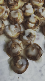 Load and play video in Gallery viewer, Cinnamon Bun Wax Melts
